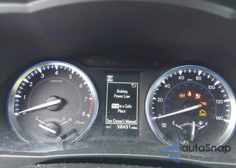 2018 Toyota Highlander Xle z USA, uszkodzony, nr VIN 5TDJZRFH5JS559571